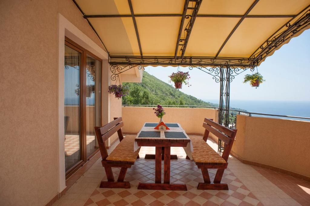 Апартаменты Apartments Nikolić Свети-Стефан